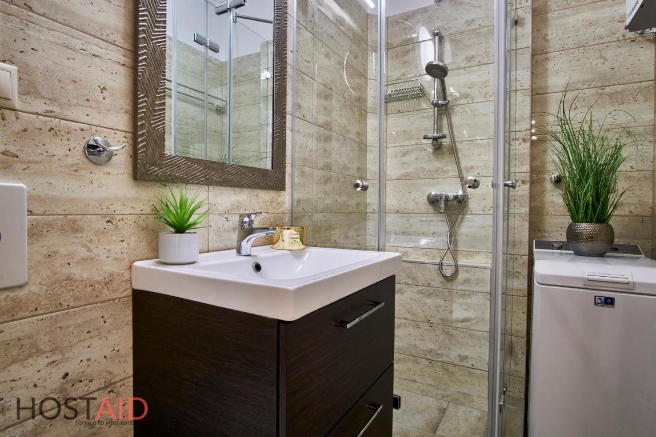 R7 Design Apartment - Hostaid Budapeszt Zewnętrze zdjęcie
