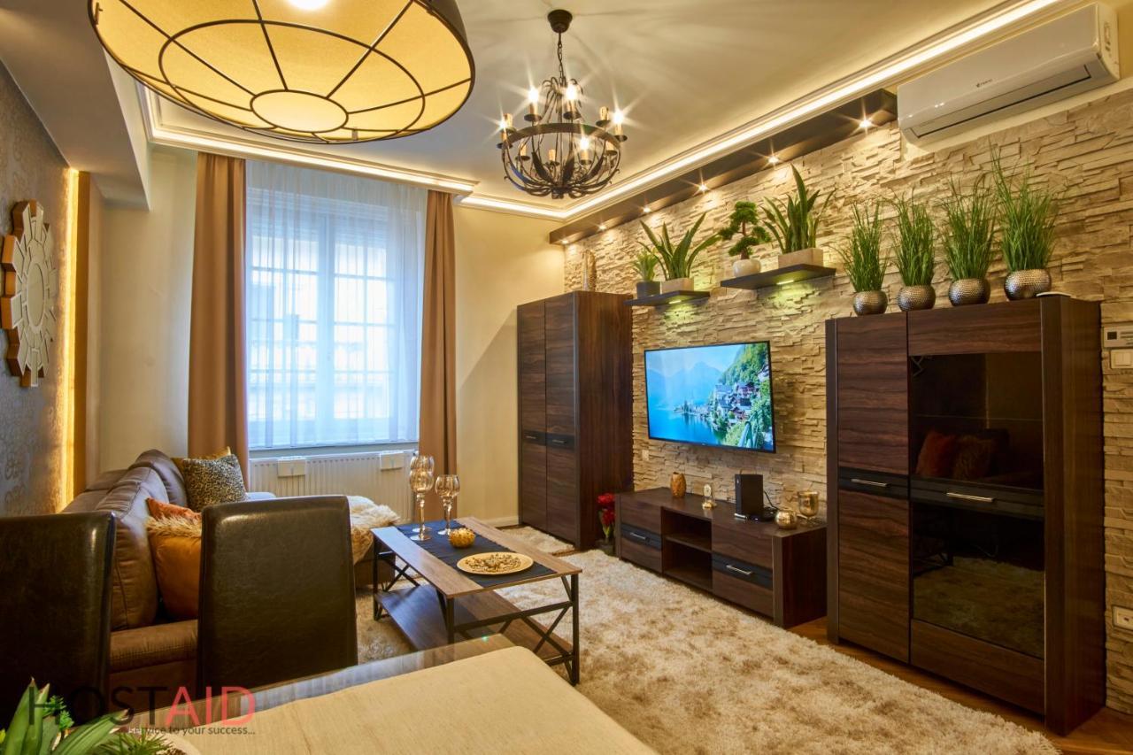 R7 Design Apartment - Hostaid Budapeszt Zewnętrze zdjęcie